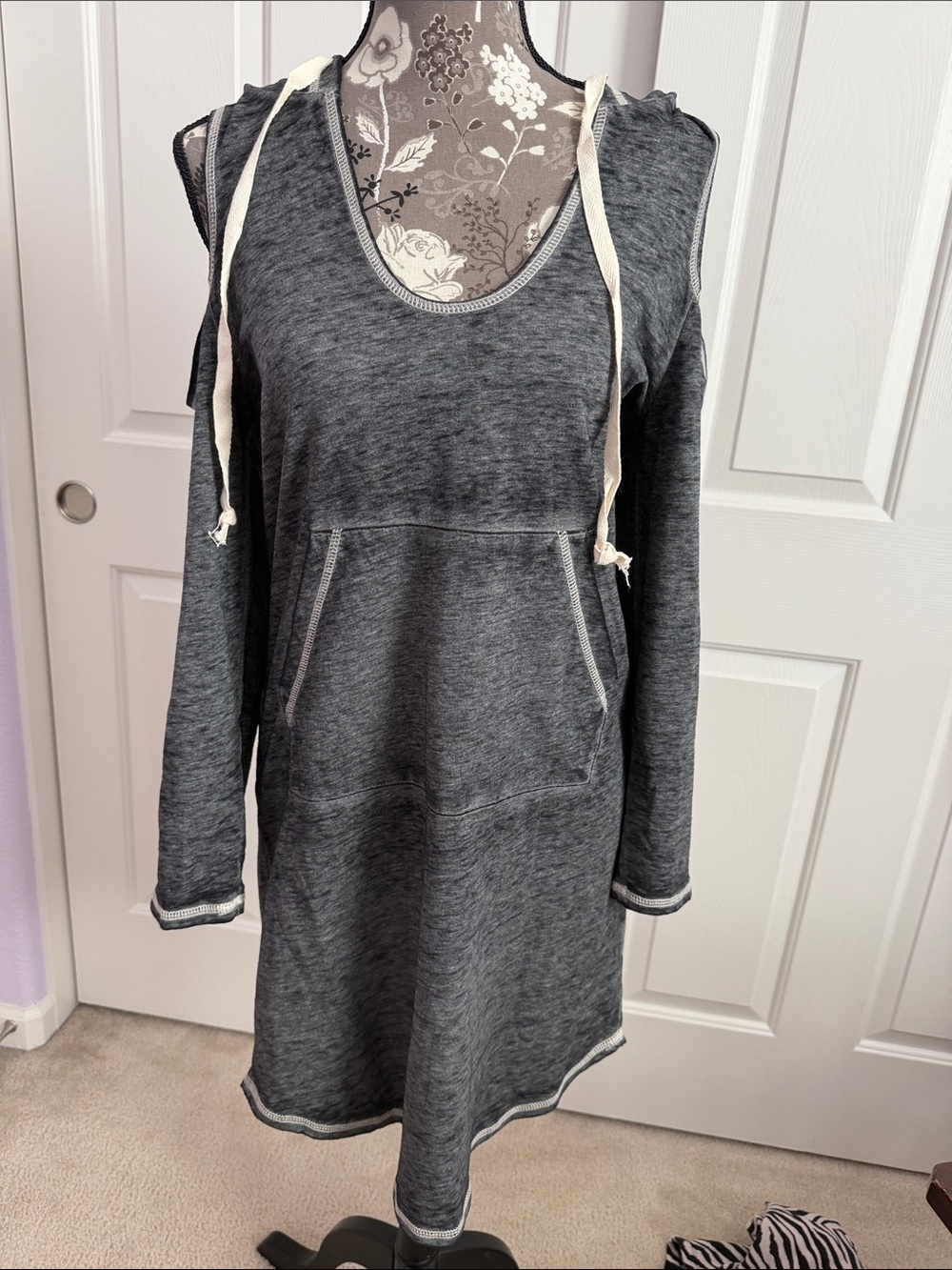 VENUS Charcoal Gray Knit Hoodie Dress